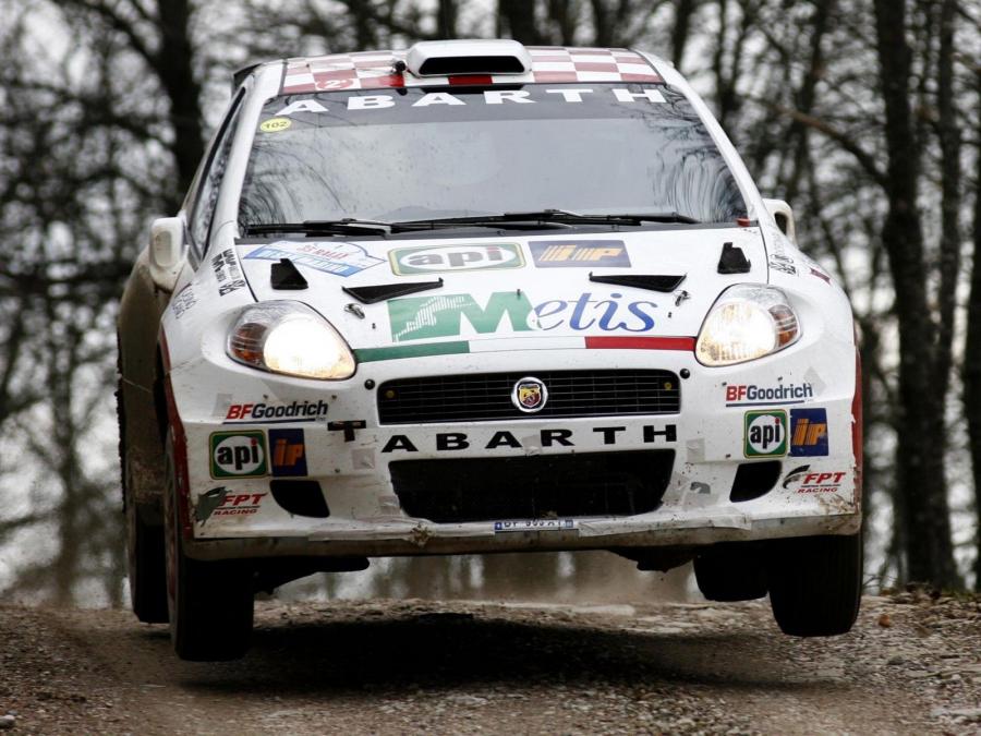  Abarth Grande Punto S2000 (199) 2007 года  (фото 3 из 25)